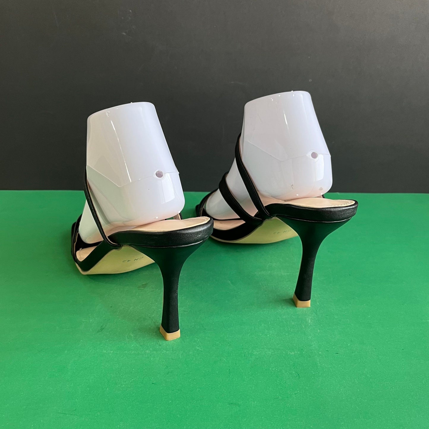 European Brand | Eur 42
