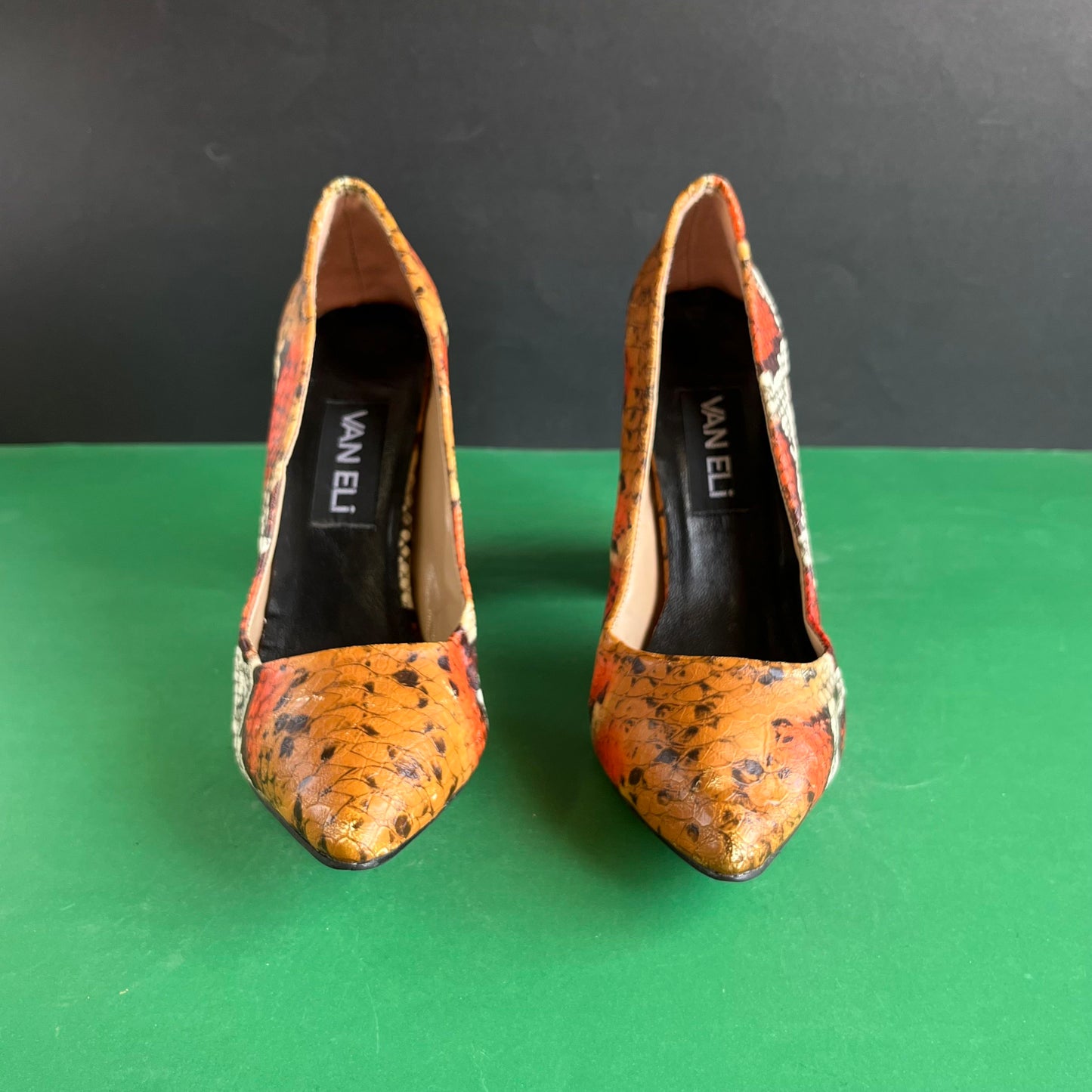 VANELi | Eur 38