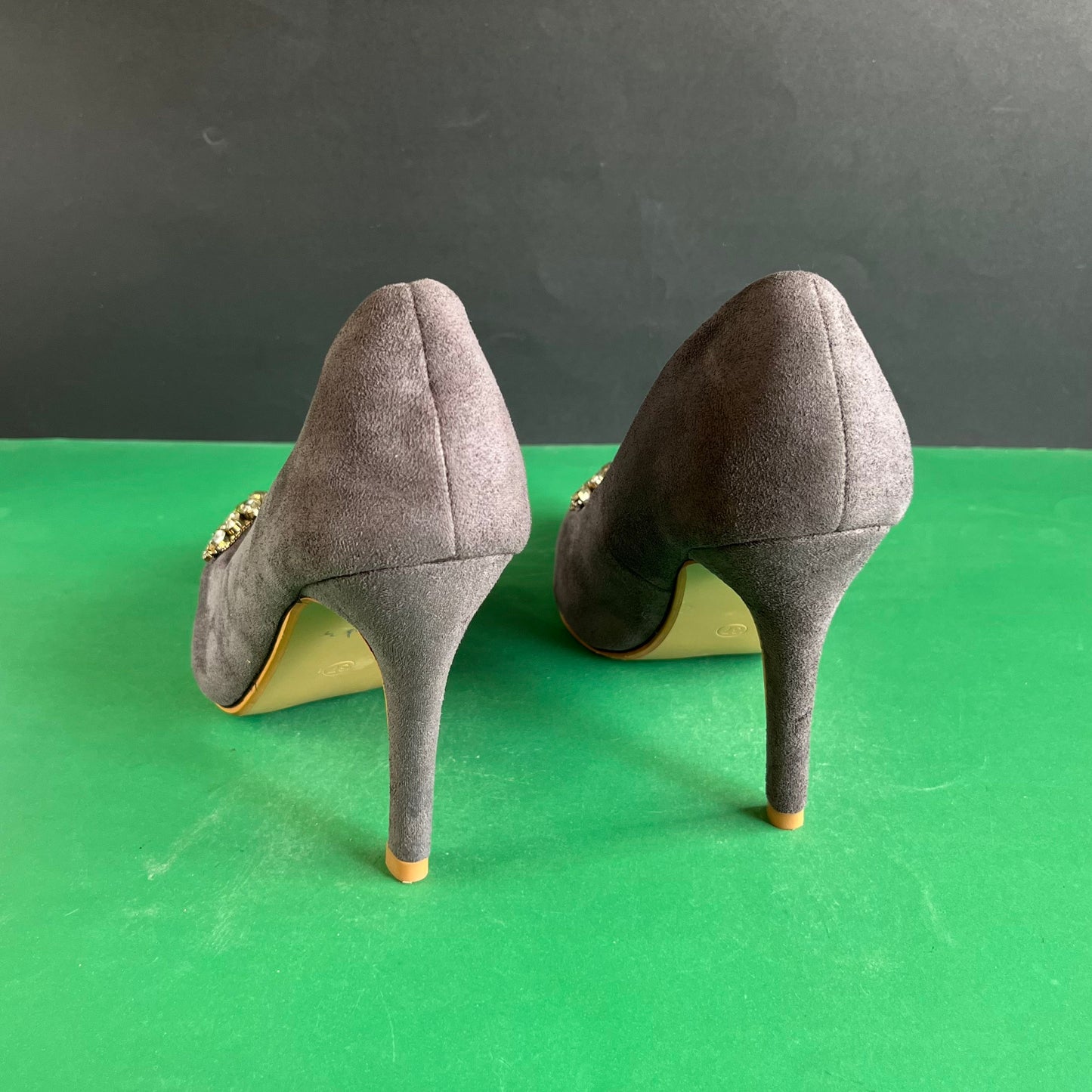 European Brand | Eur 37