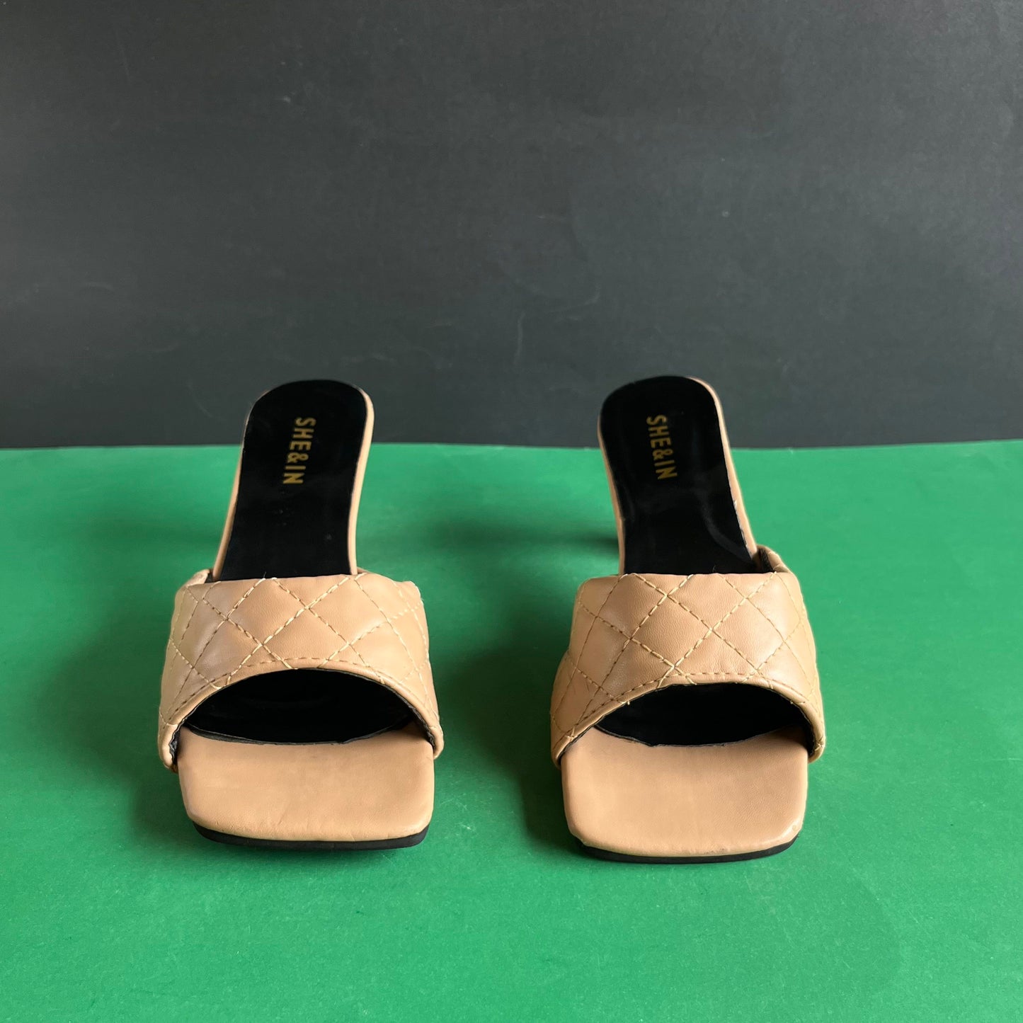 SHE&IN | Eur 37
