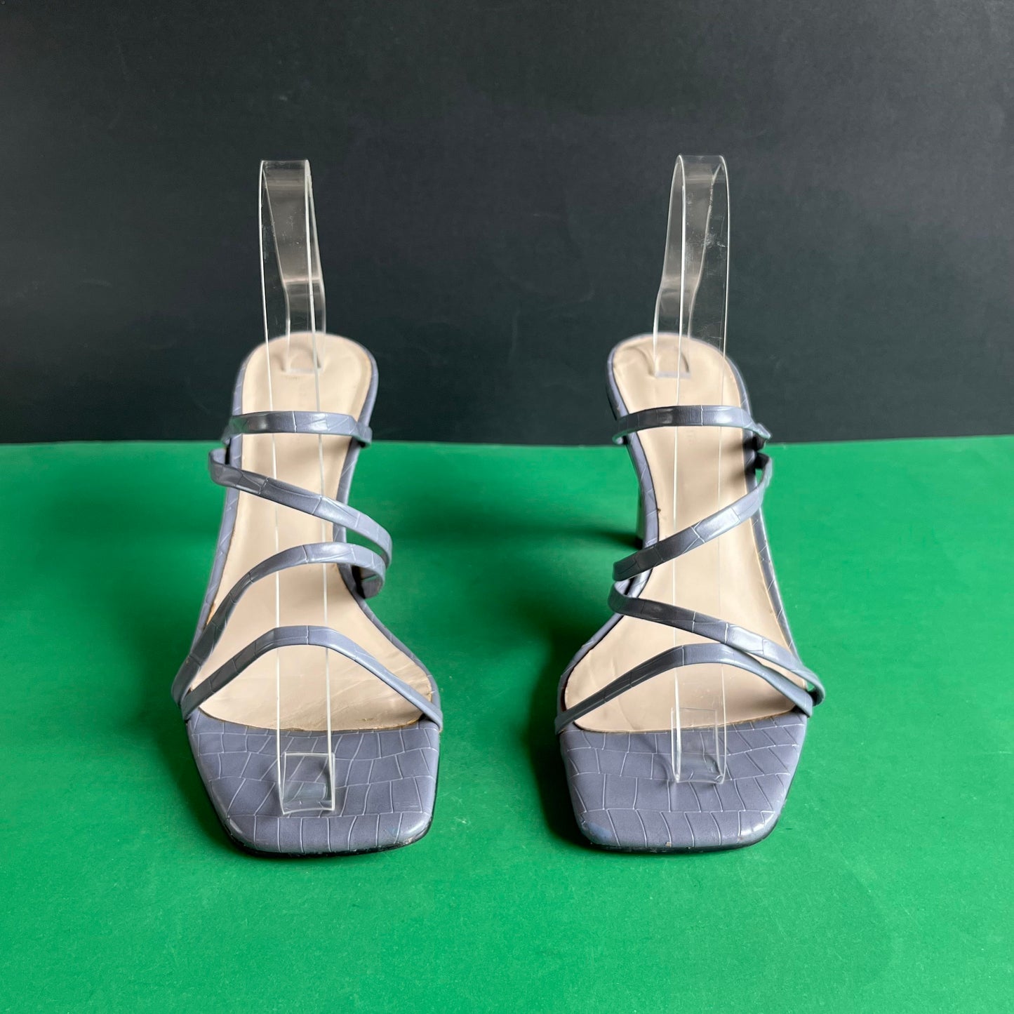 CHARLES & KEITH | Eur 40