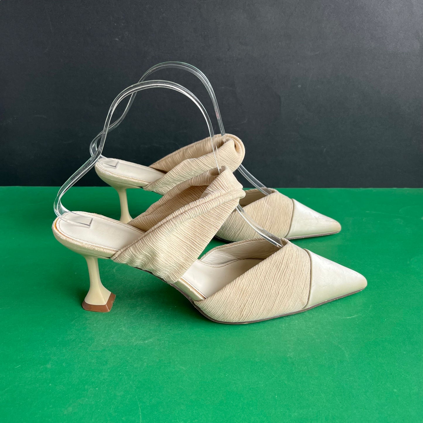 Ella | Eur 37