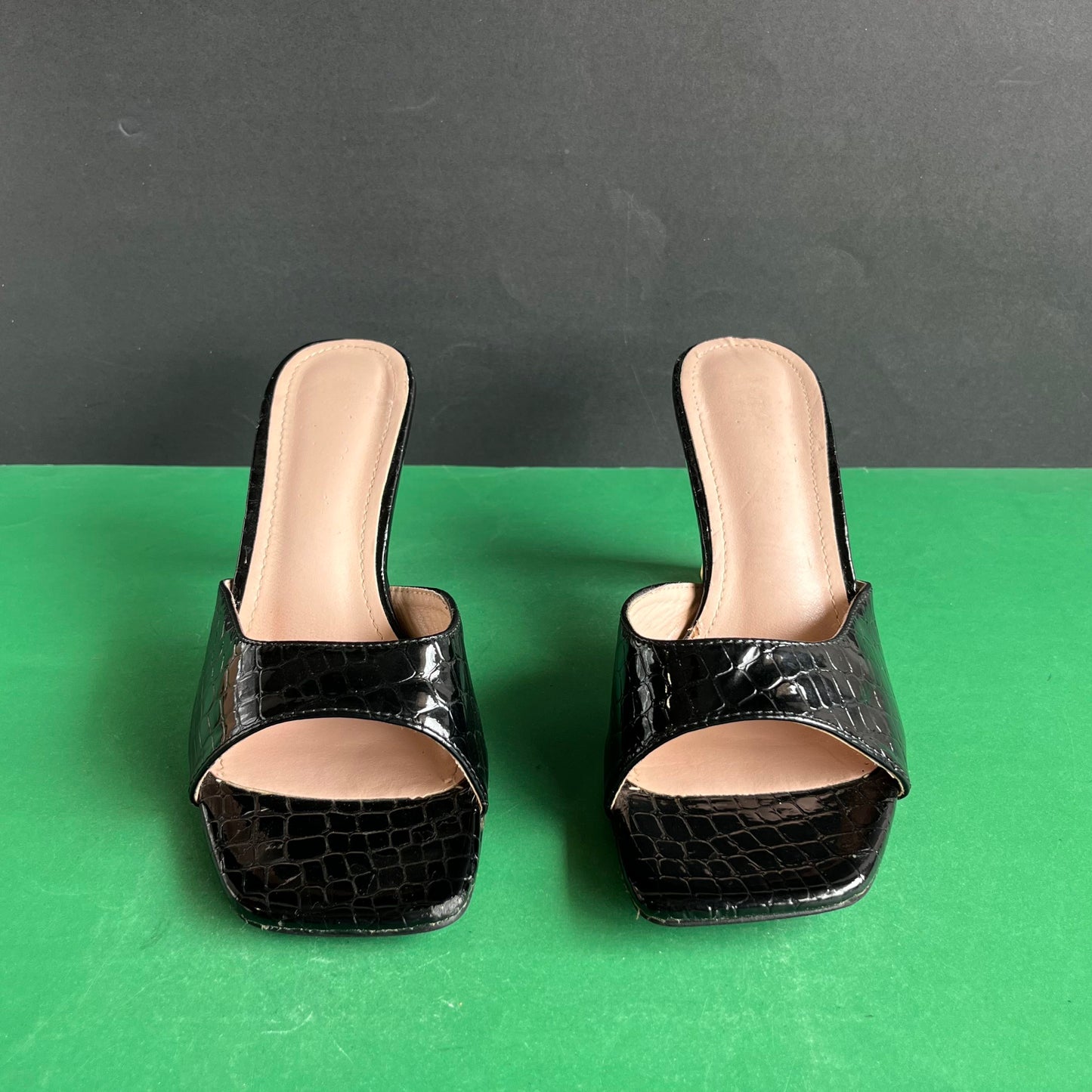 European Brand | Eur 37