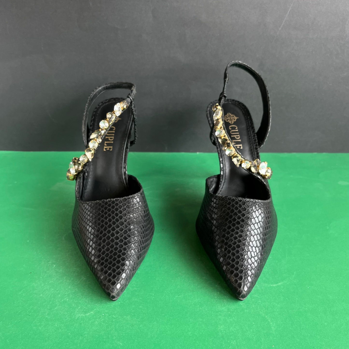 CUPLE | Eur 38