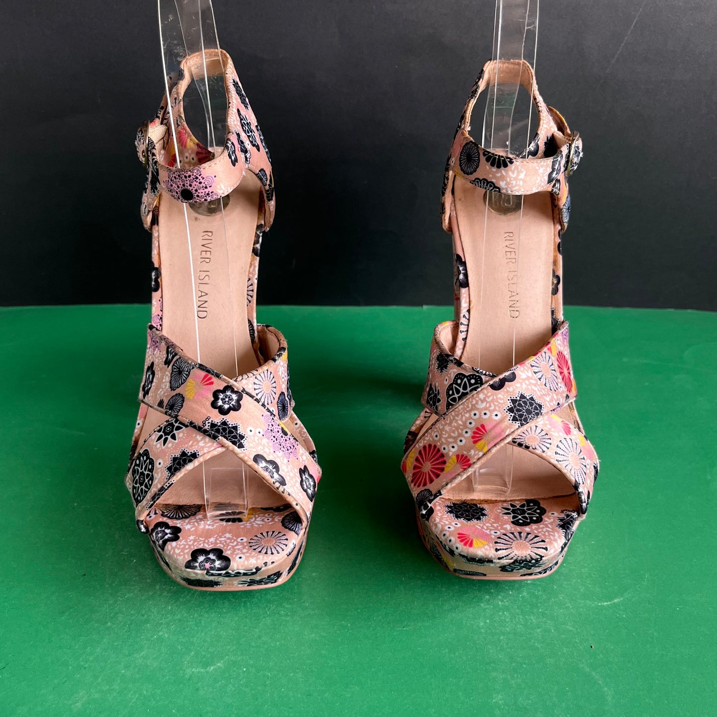 River Island | Eur 37
