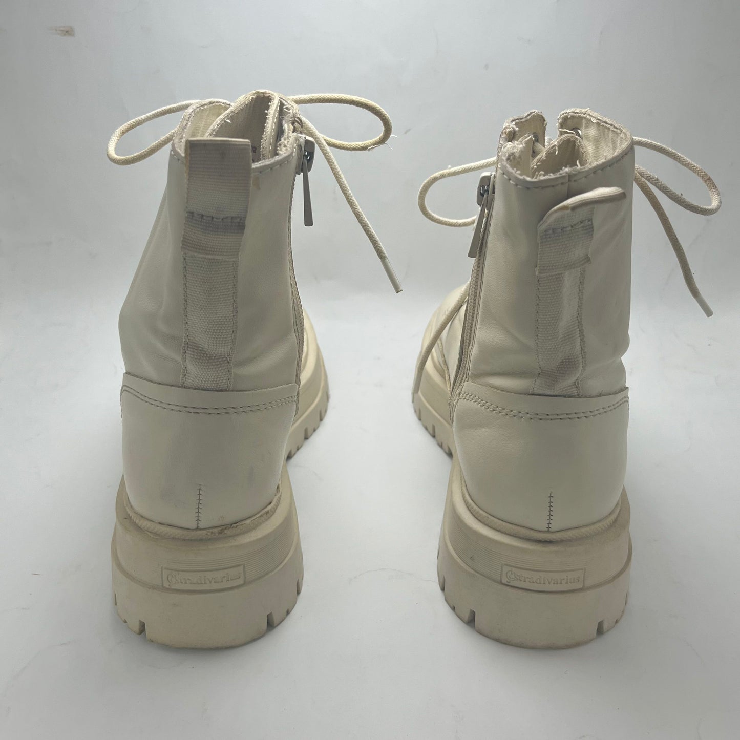 Stradivarius | Off White Boots | 100% Genuine Leather