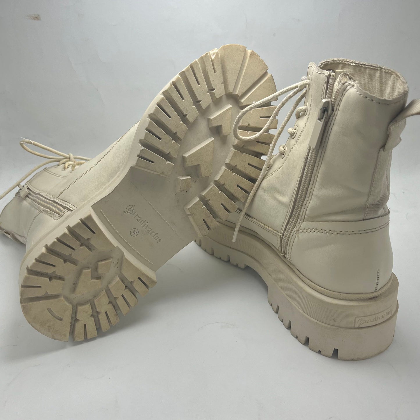 Stradivarius | Off White Boots | 100% Genuine Leather