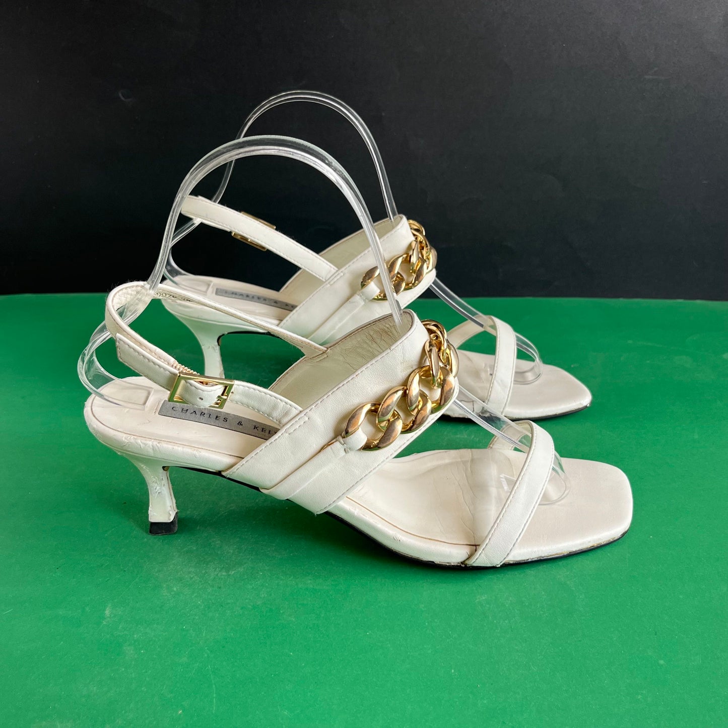 CHARLES & KEITH | Eur 38