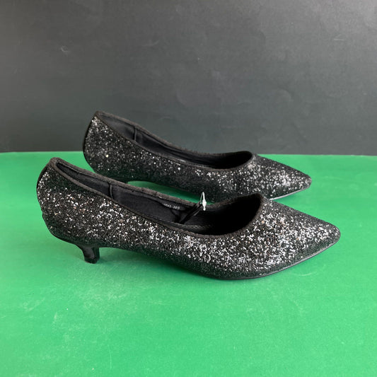 RESERVED | Eur 38
