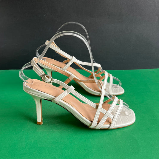 TREND ONE young | Eur 37