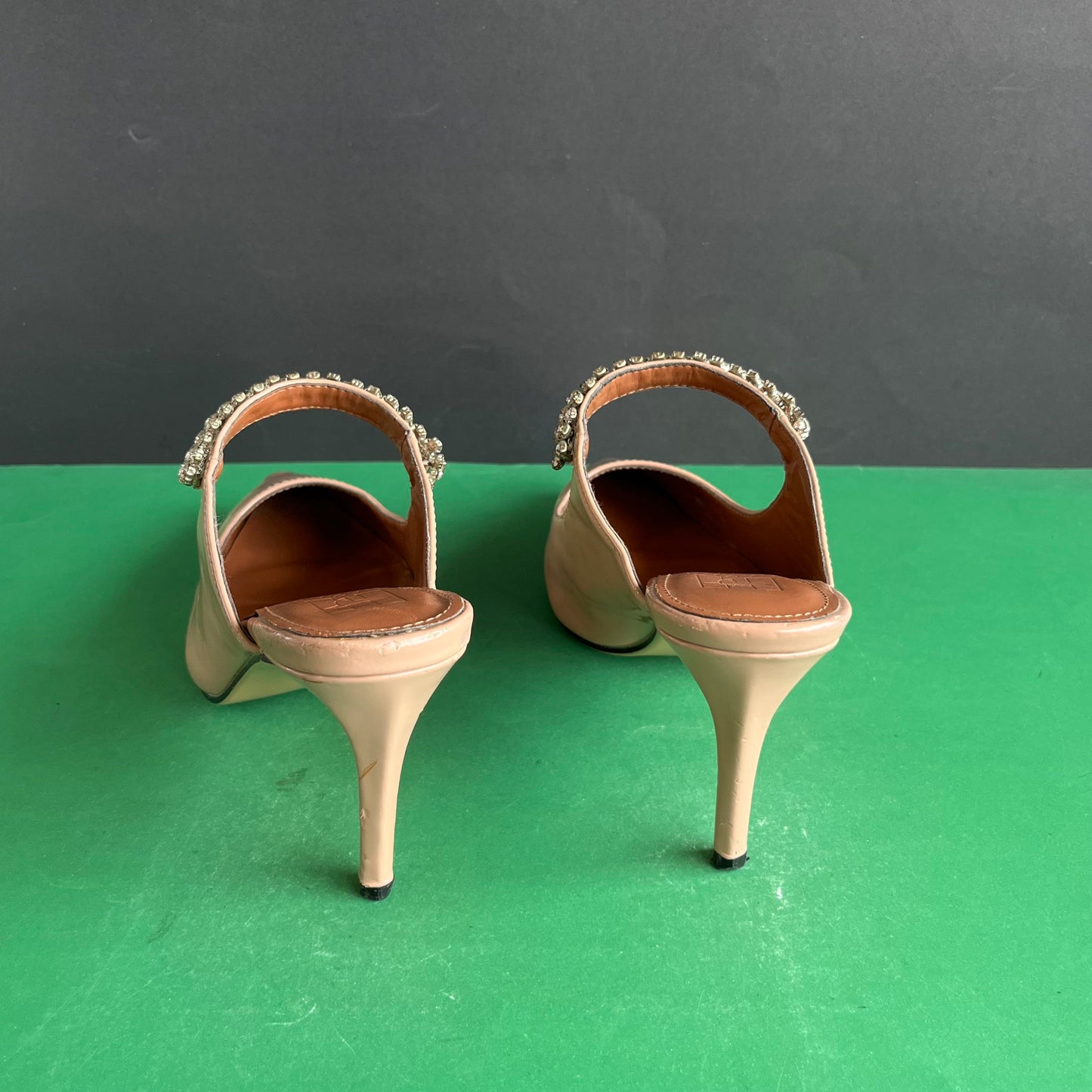 HAZAR | Eur 38