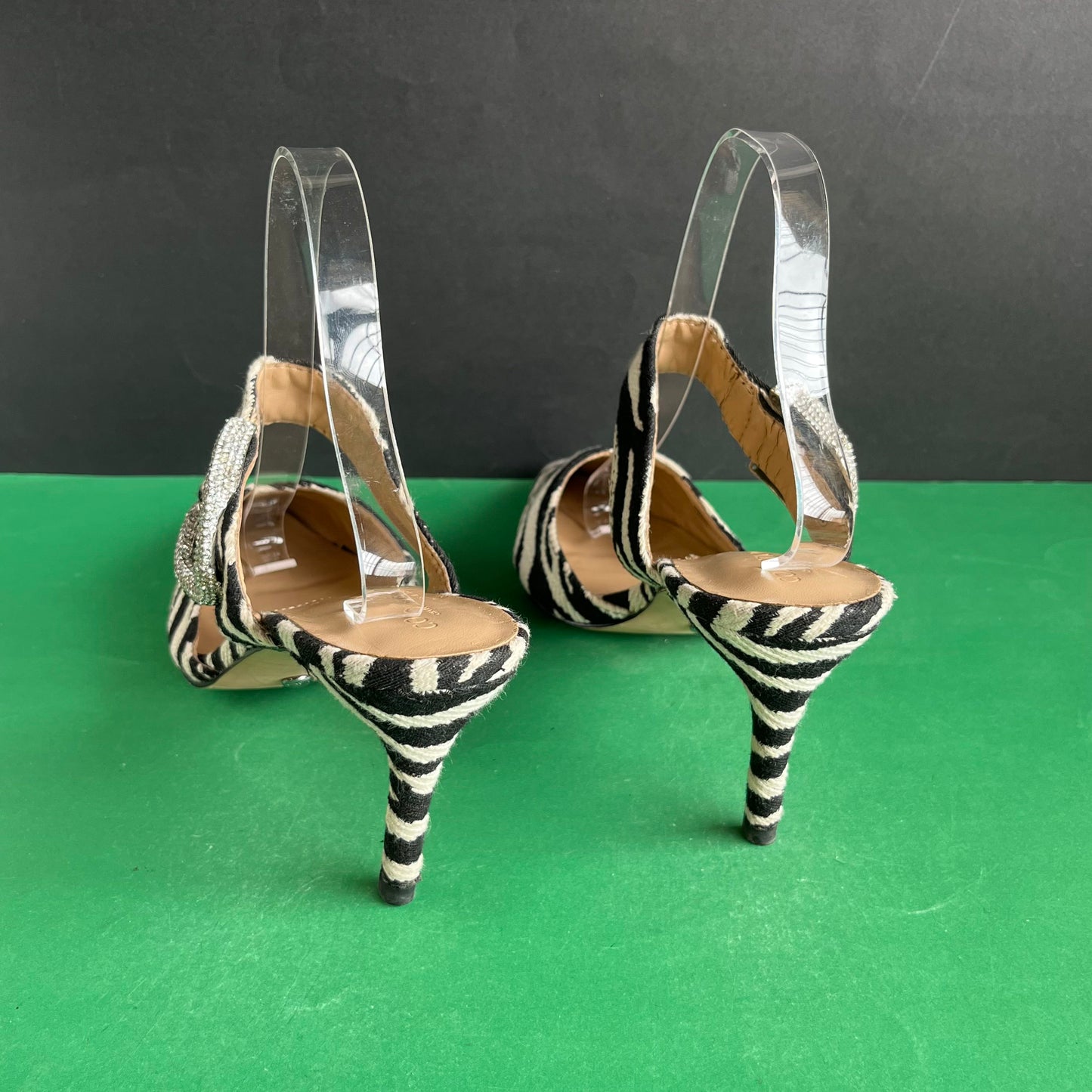 CHARLES & KEITH | Eur 40