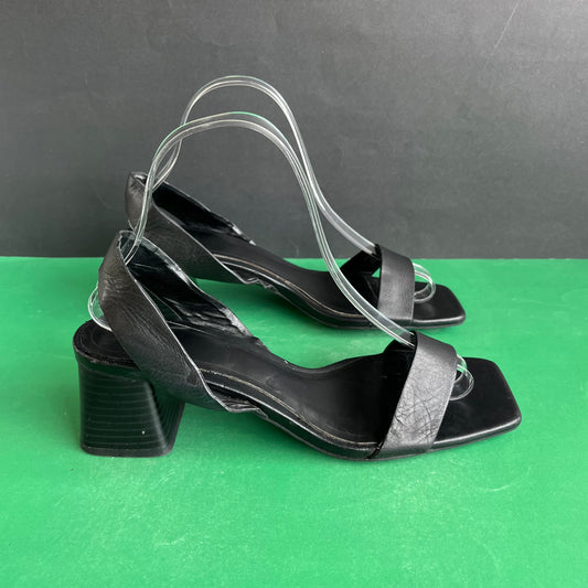 ZARA | Eur 37