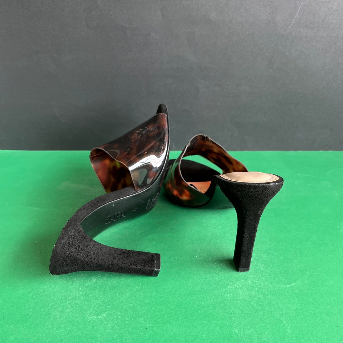 ZARA | Eur 37
