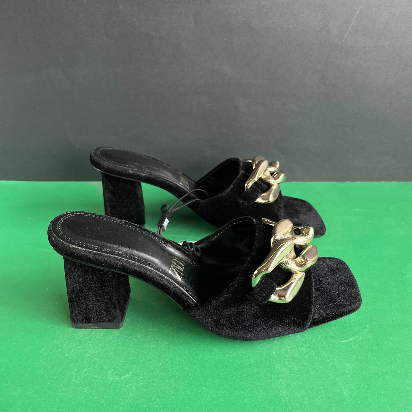 ZARA | Eur 37