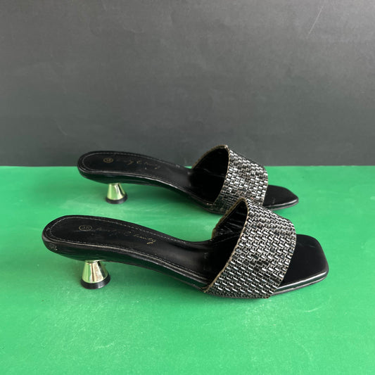 Lovely & Beauty | Eur 38