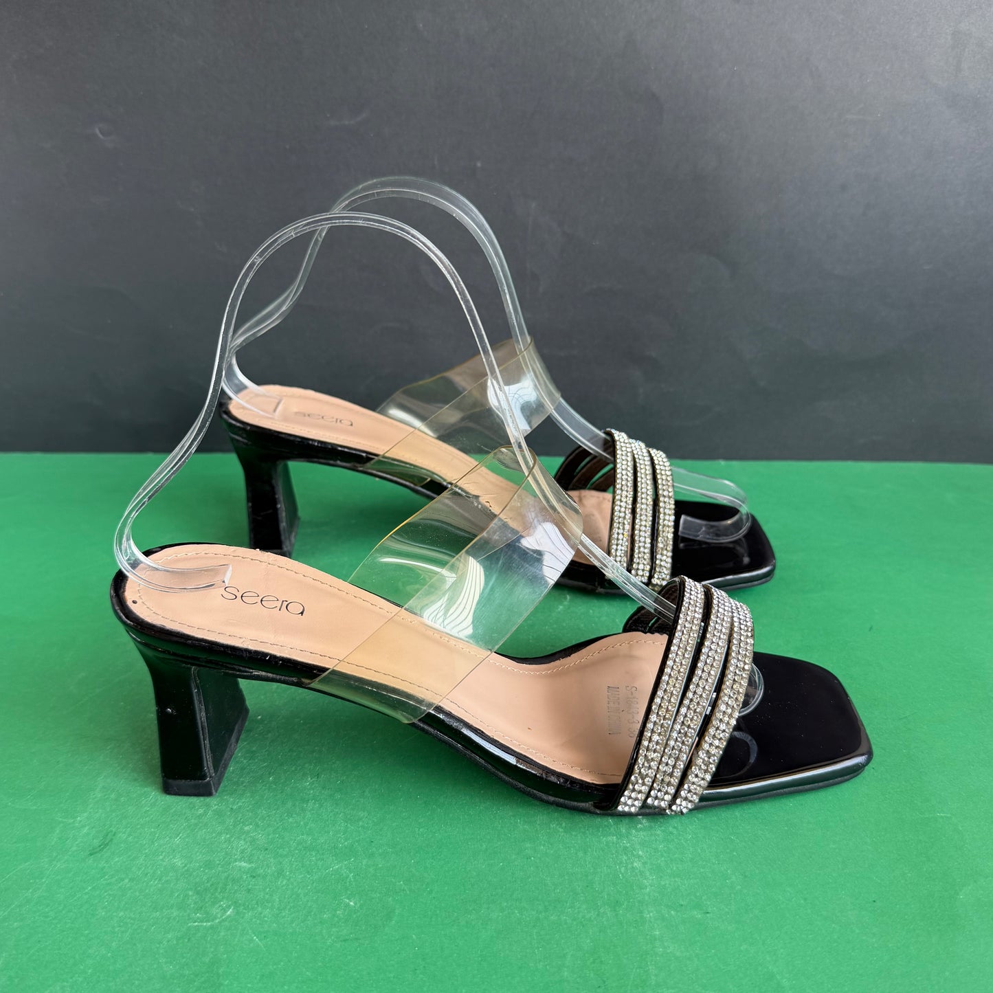 Seera | Eur 38