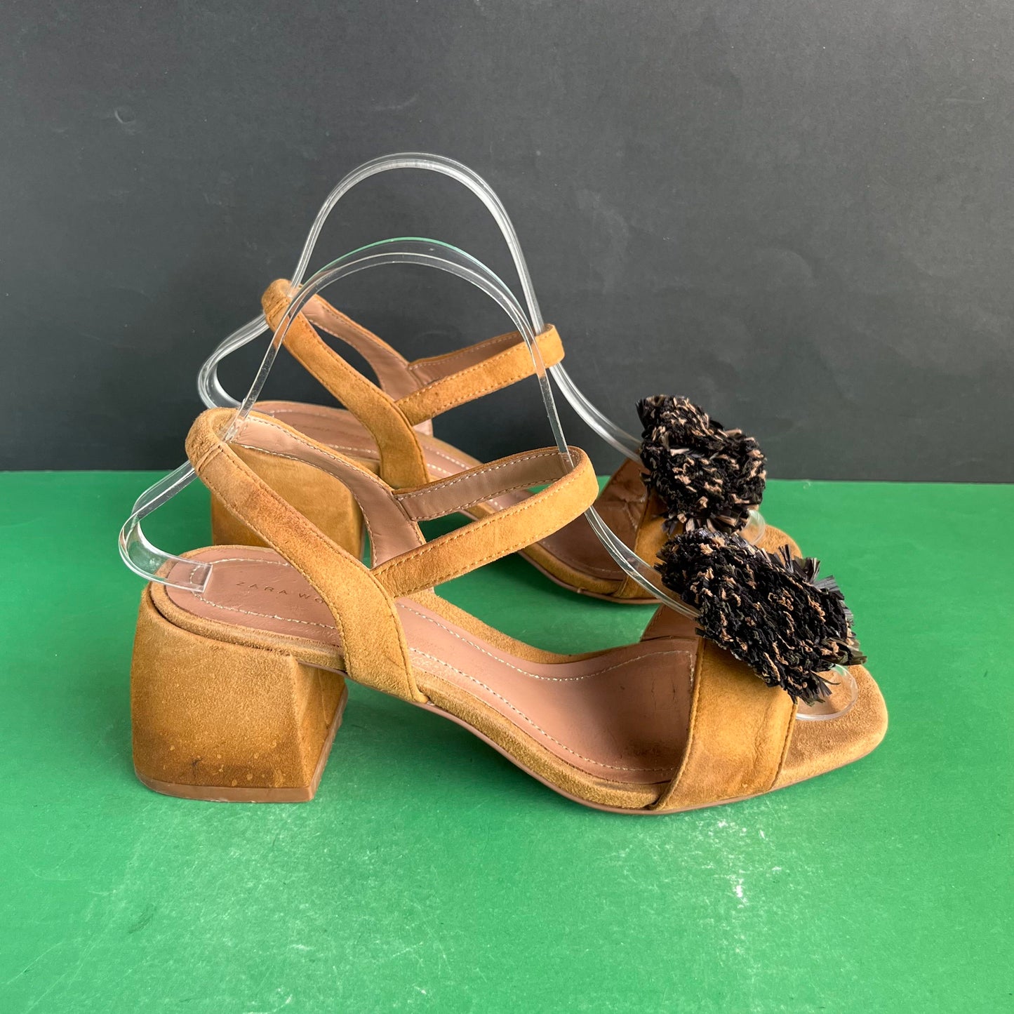 ZARA | Eur 37