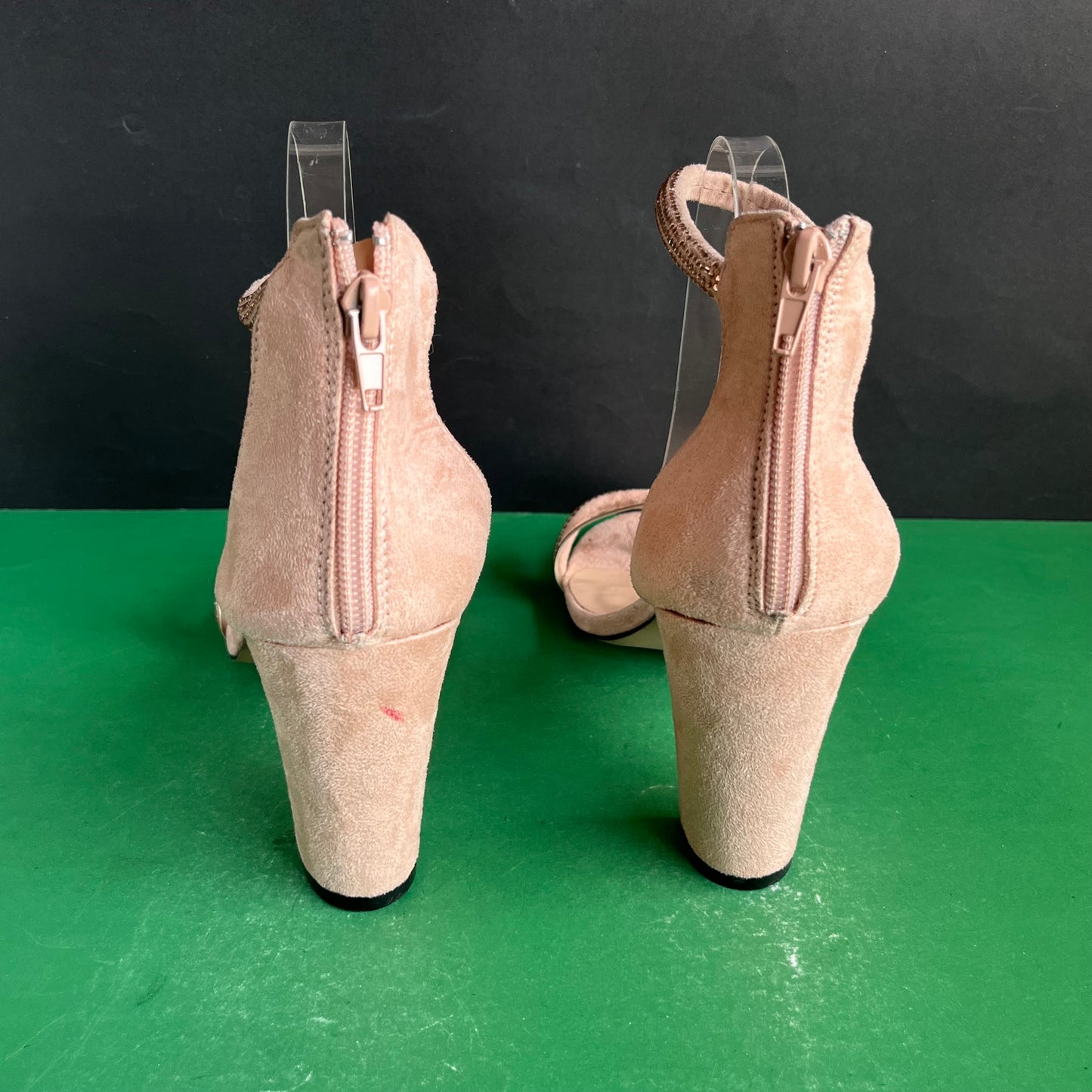 European Brand | Eur 40