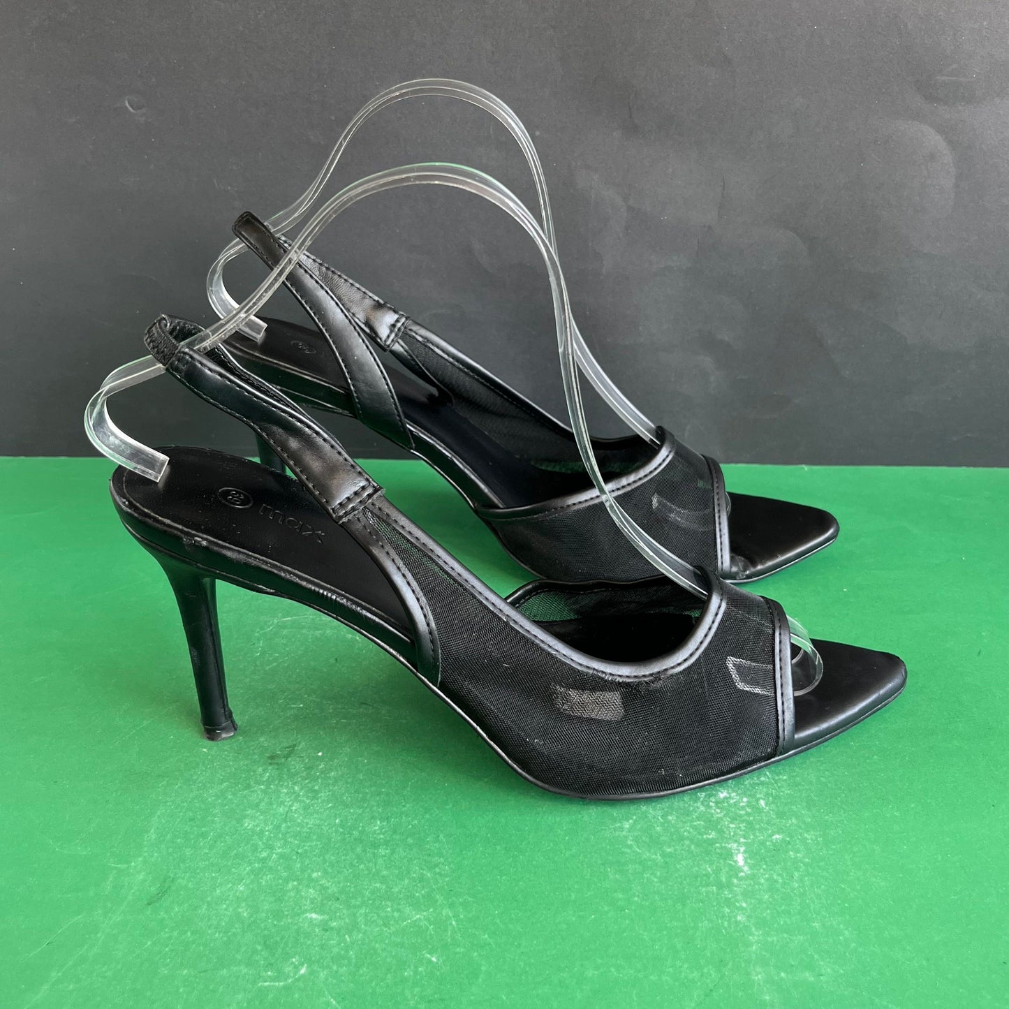 Max | Eur 39