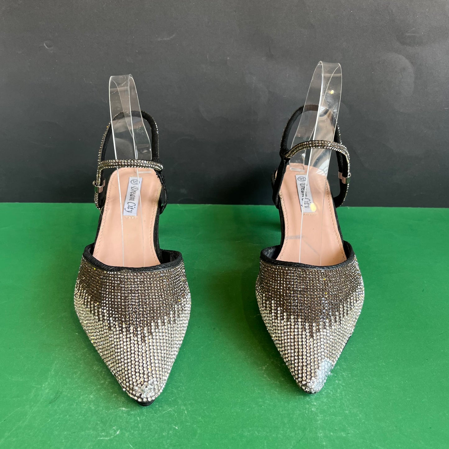 Dream City | Eur 37