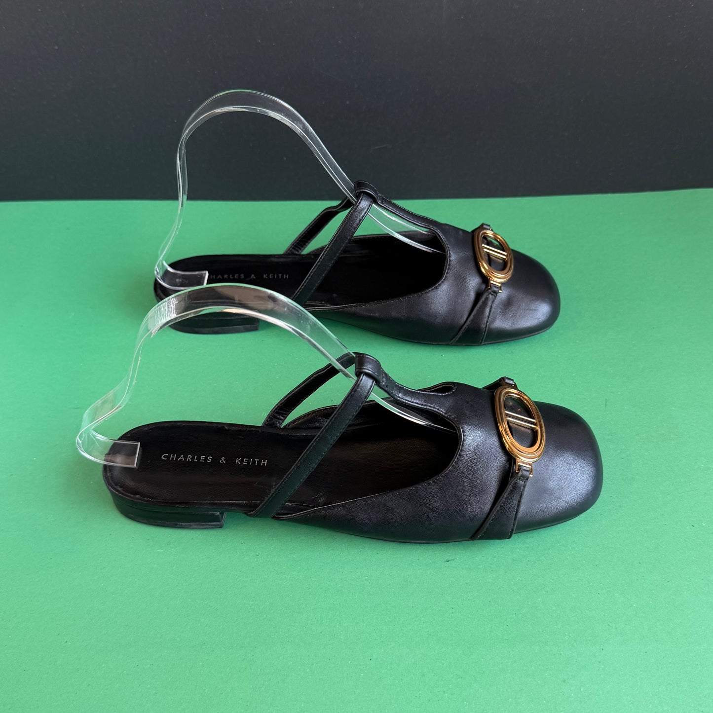 CHARLES & KEITH | Eur 36