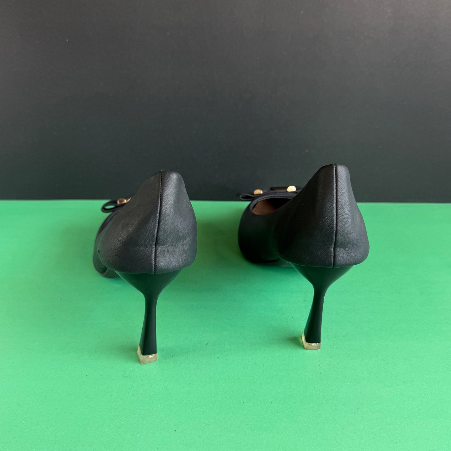 European Brand | Eur 37