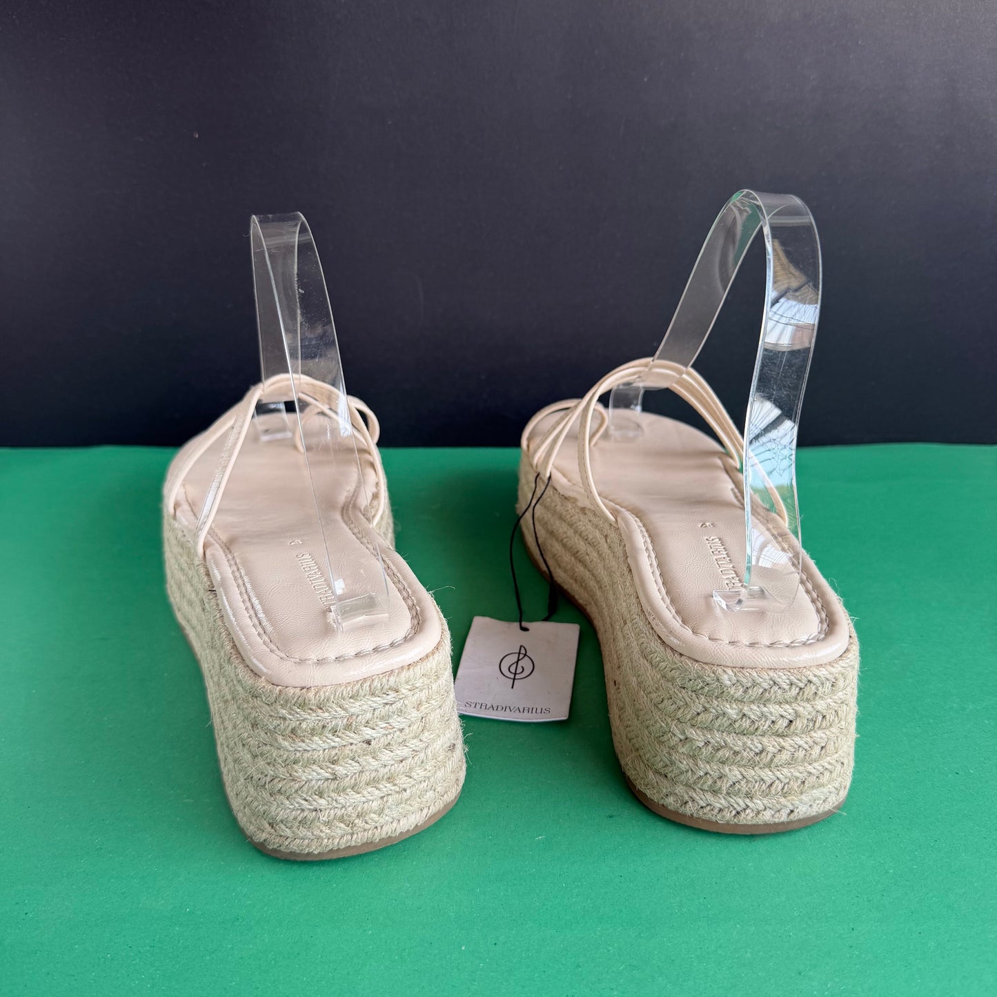 Stradivarius | Eur 37