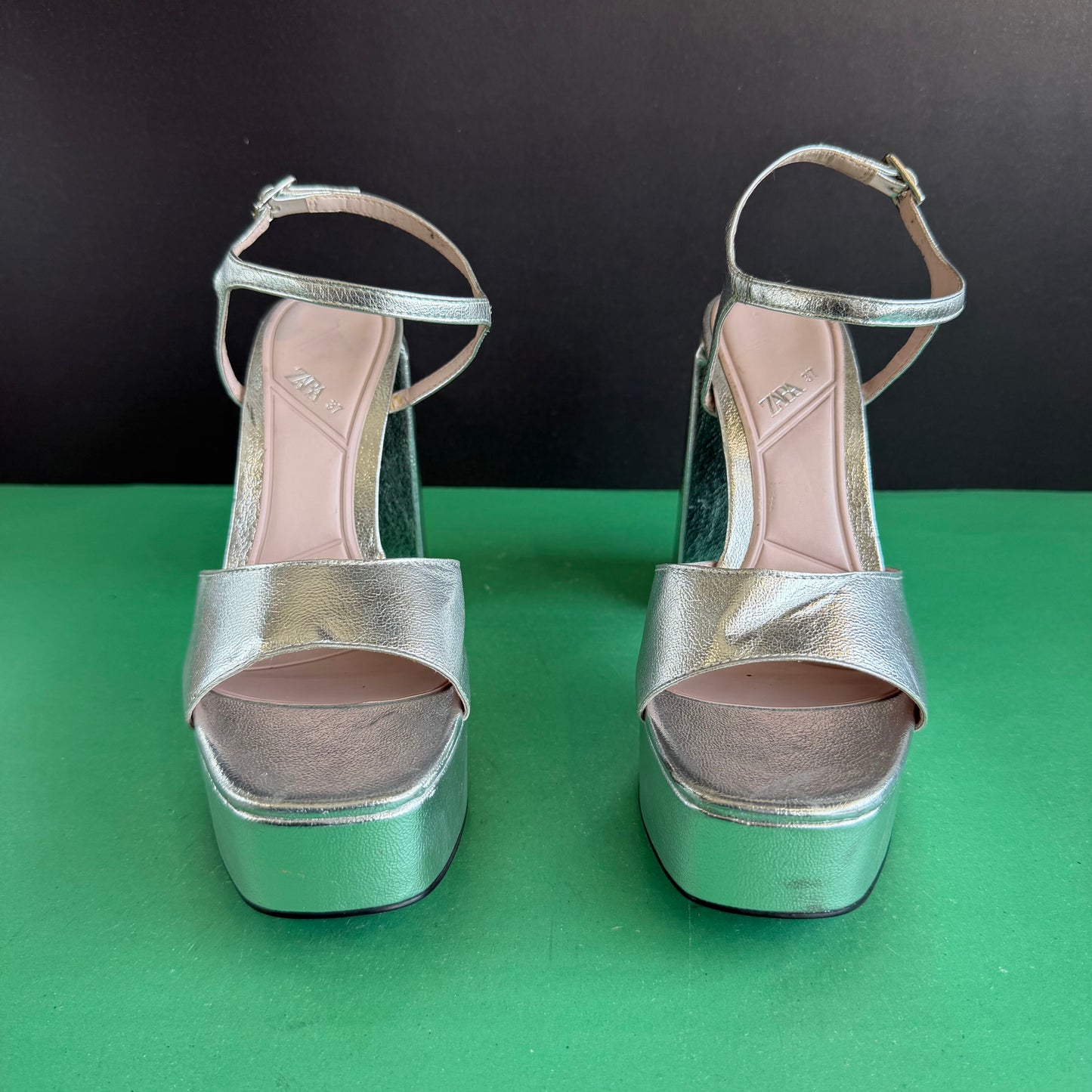 ZARA | Eur 37