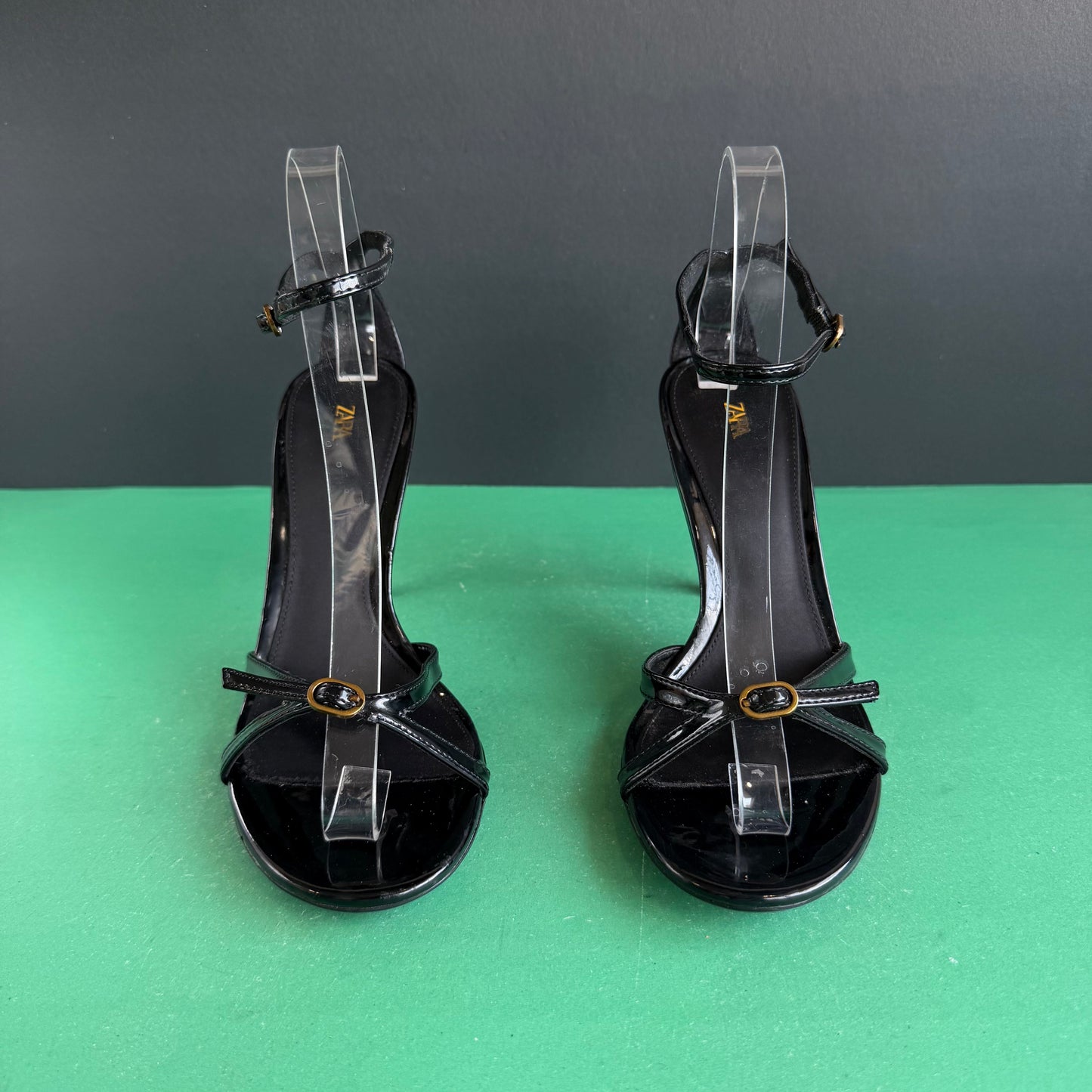 ZARA | Eur 37