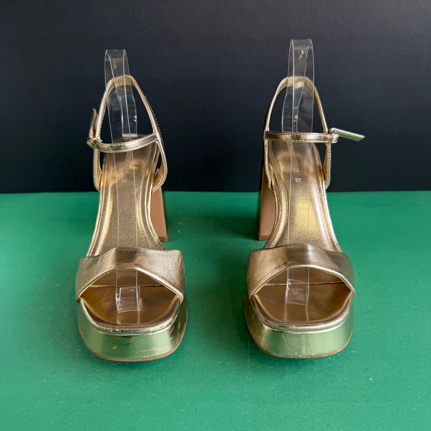 Stradivarius | Eur 37