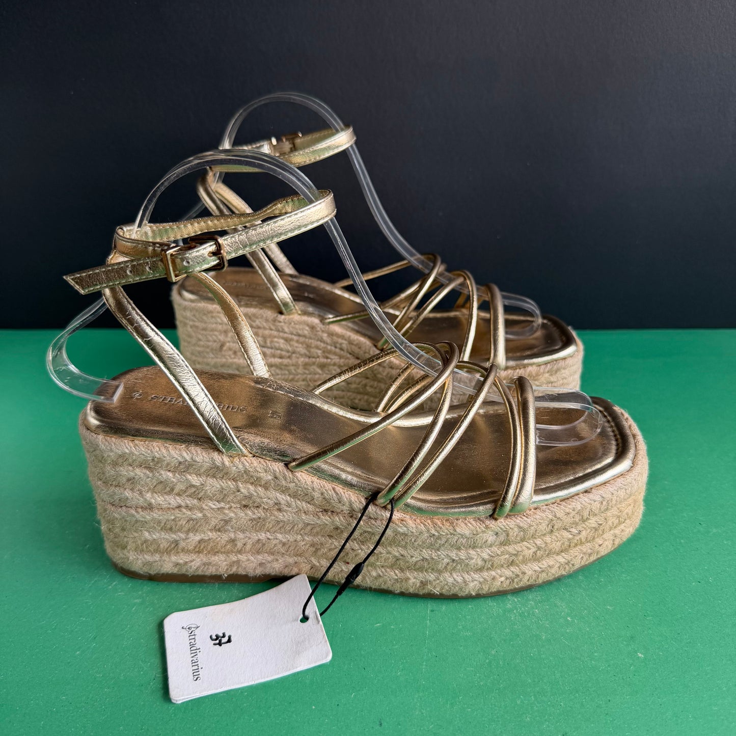 Stradivarius | Eur 37