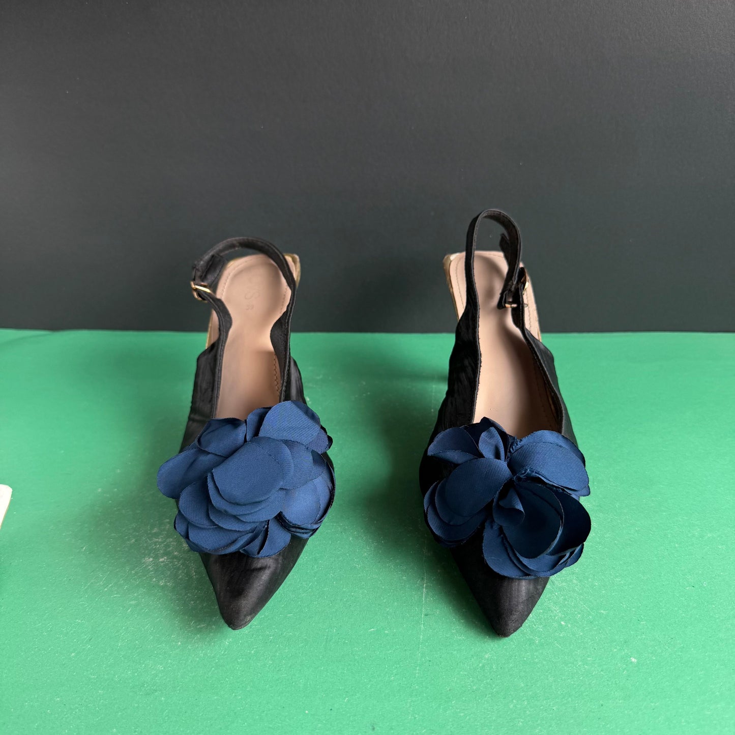 European Brand | Eur 39