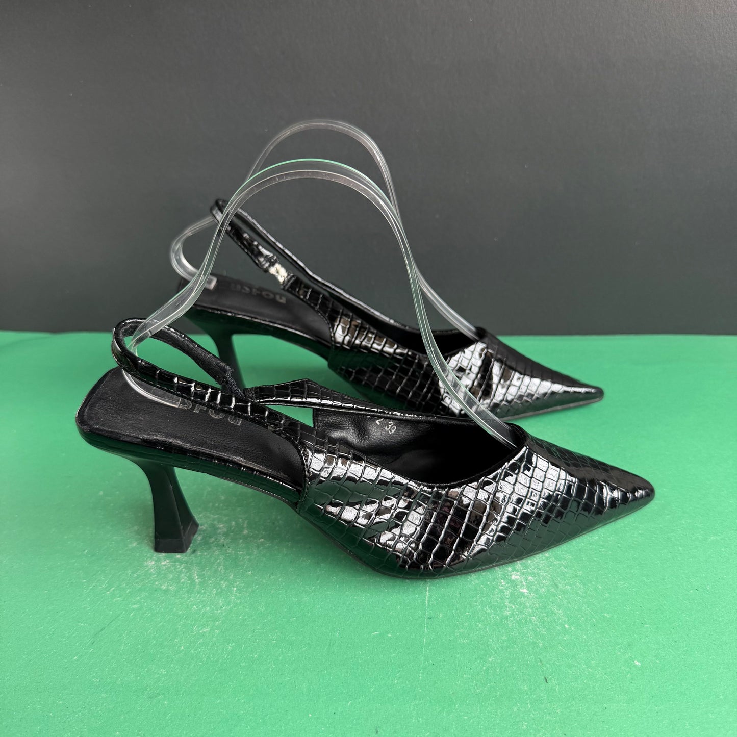 European Brand | Eur 39