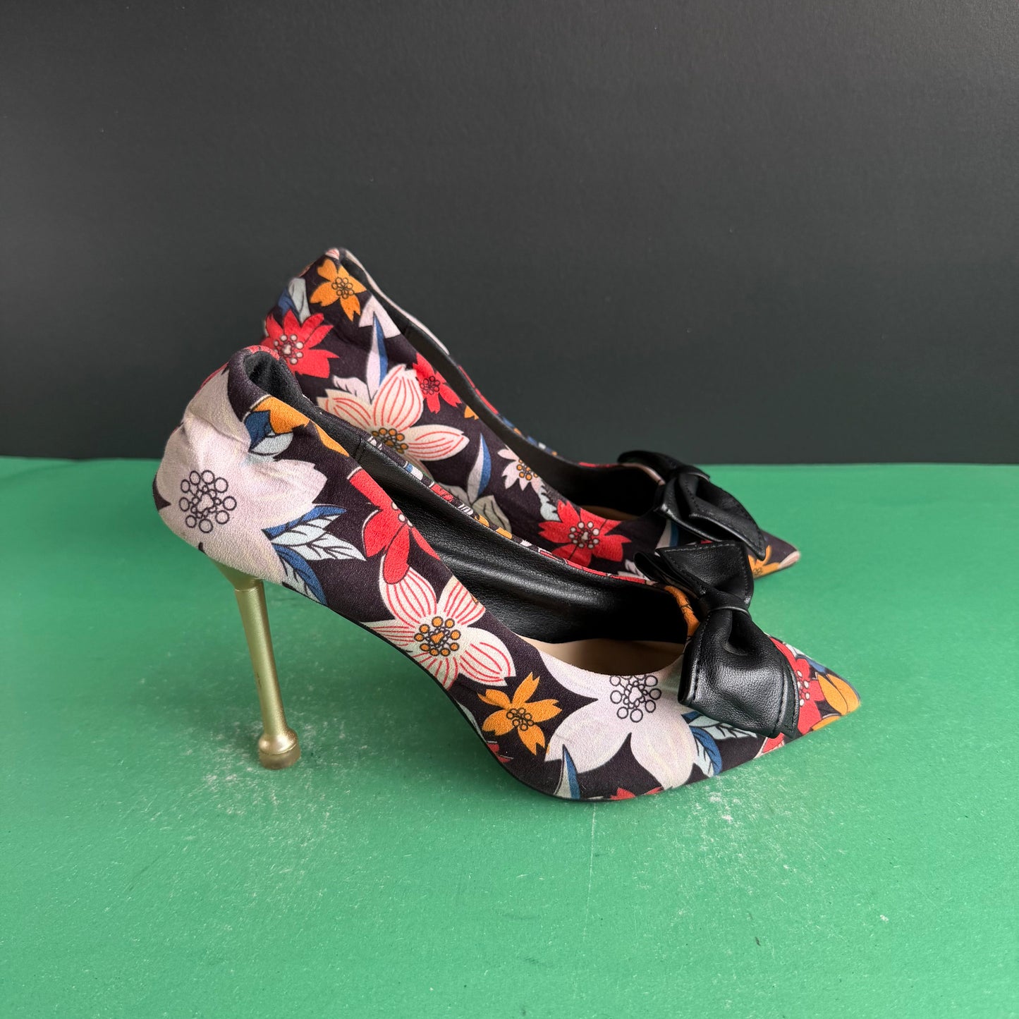 European Brand | Eur 37