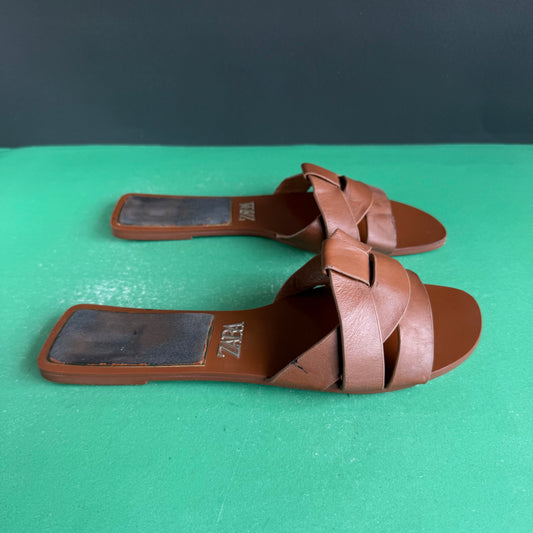 ZARA | Eur 39