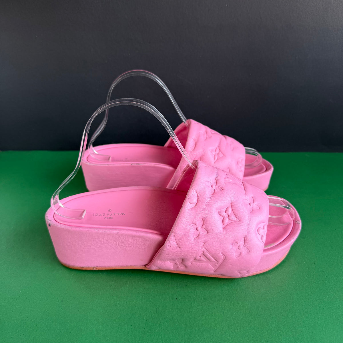 LOUIS VUITTON | Eur 37