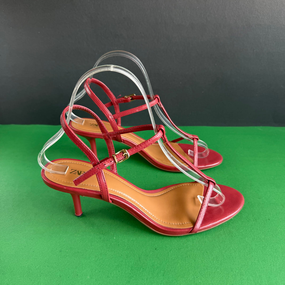 ZARA | Eur 37